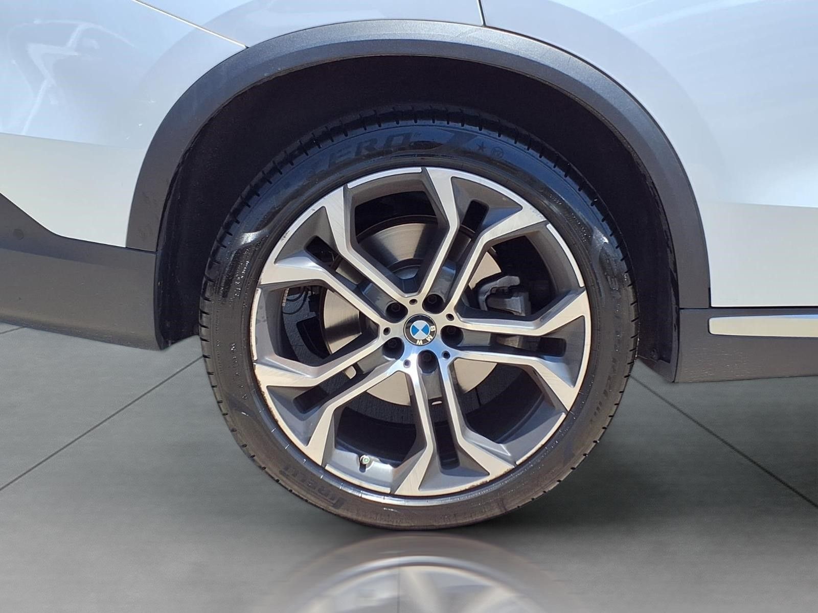 2025 BMW X5 xDrive40i White at Don McGill Toyota