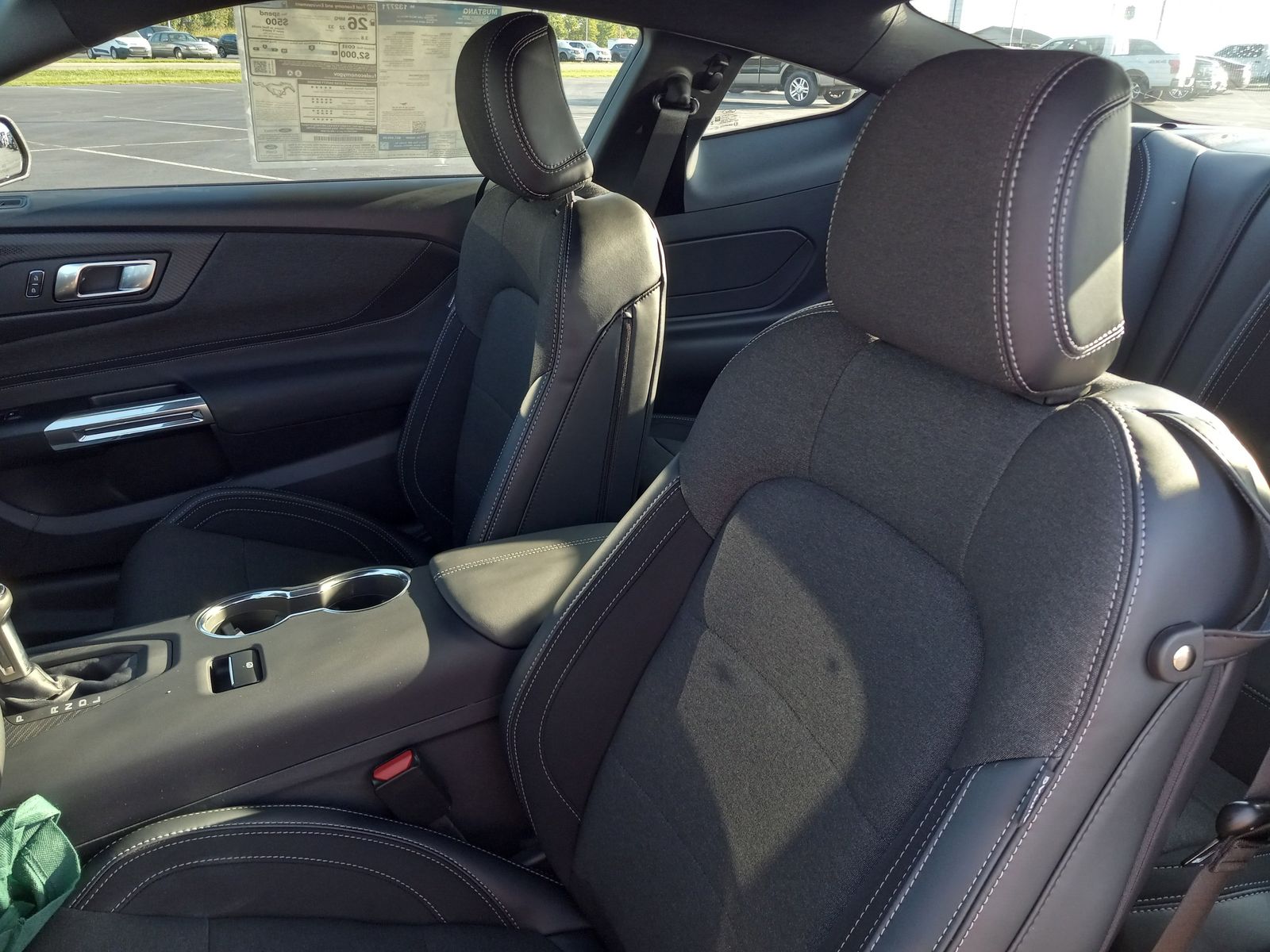 2025 Ford Mustang image 11