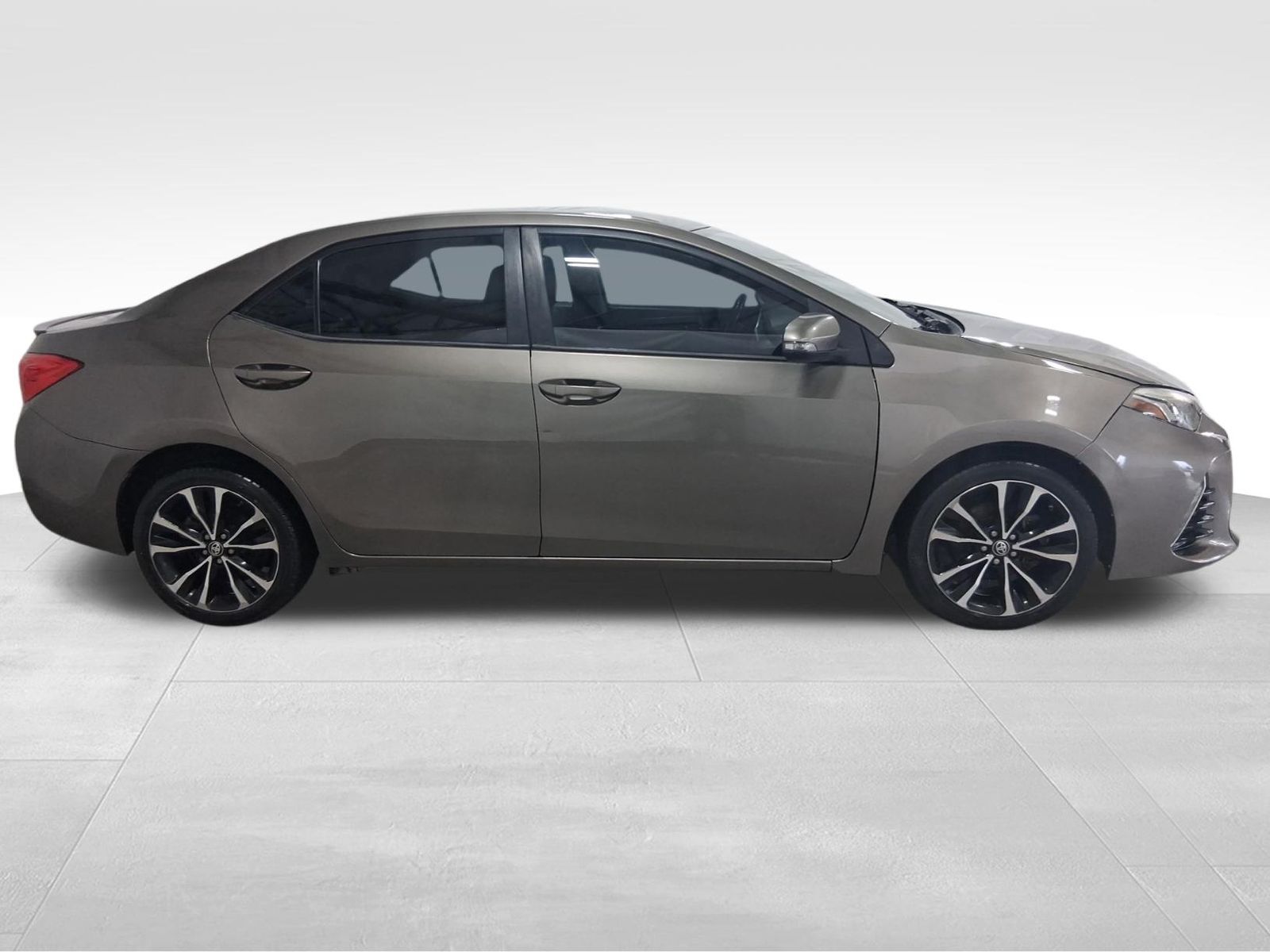 Used Car 2019 Toyota Corolla  Se For Sale Under $15,000 In Austin, Texas