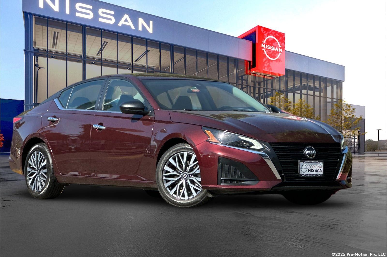 Garnet Pearl 2025 Nissan Altima Sedan Front-Wheel Drive Continuously Variable Transmission