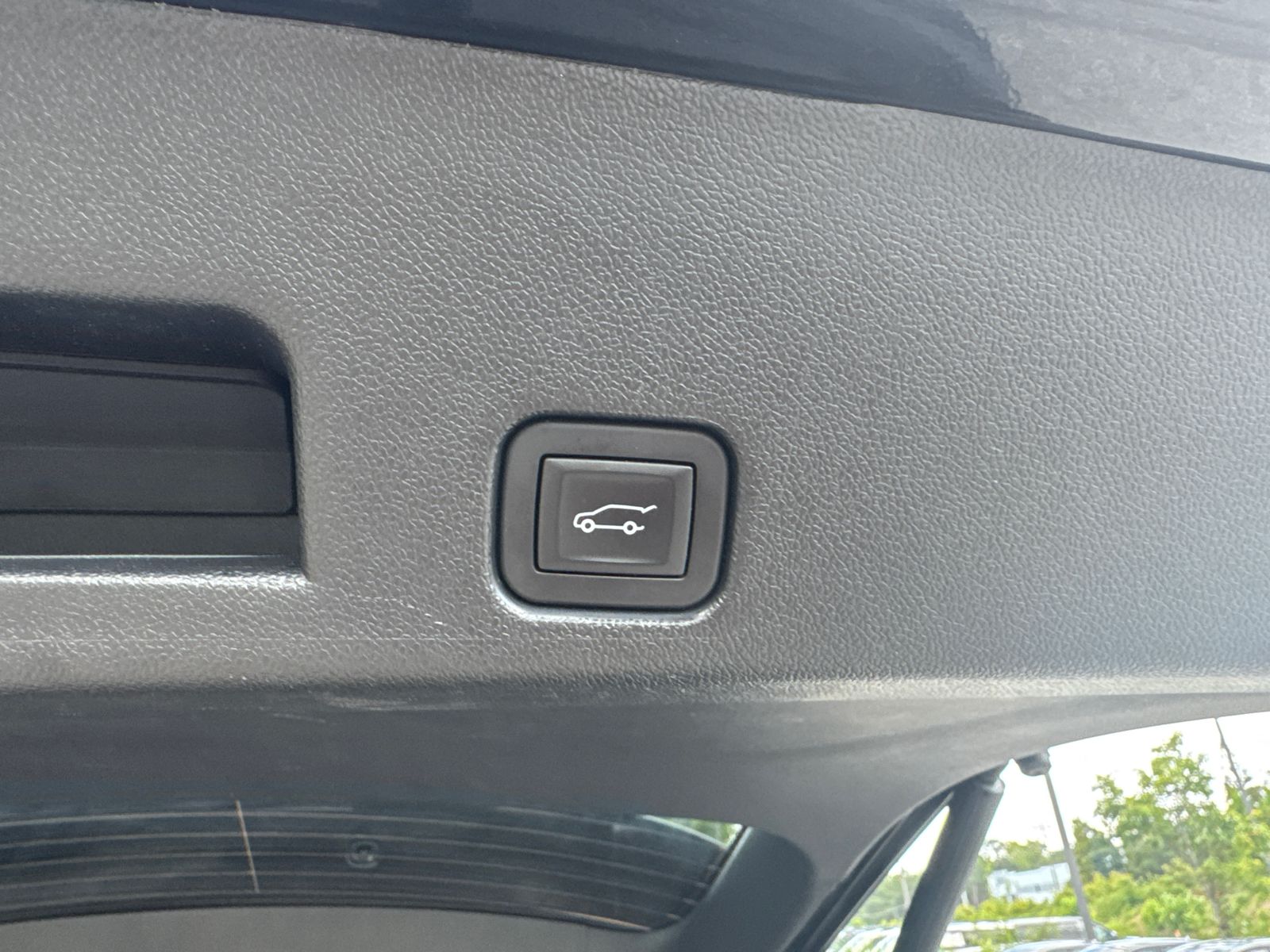 Used 2024 Black Chevrolet LS image 19