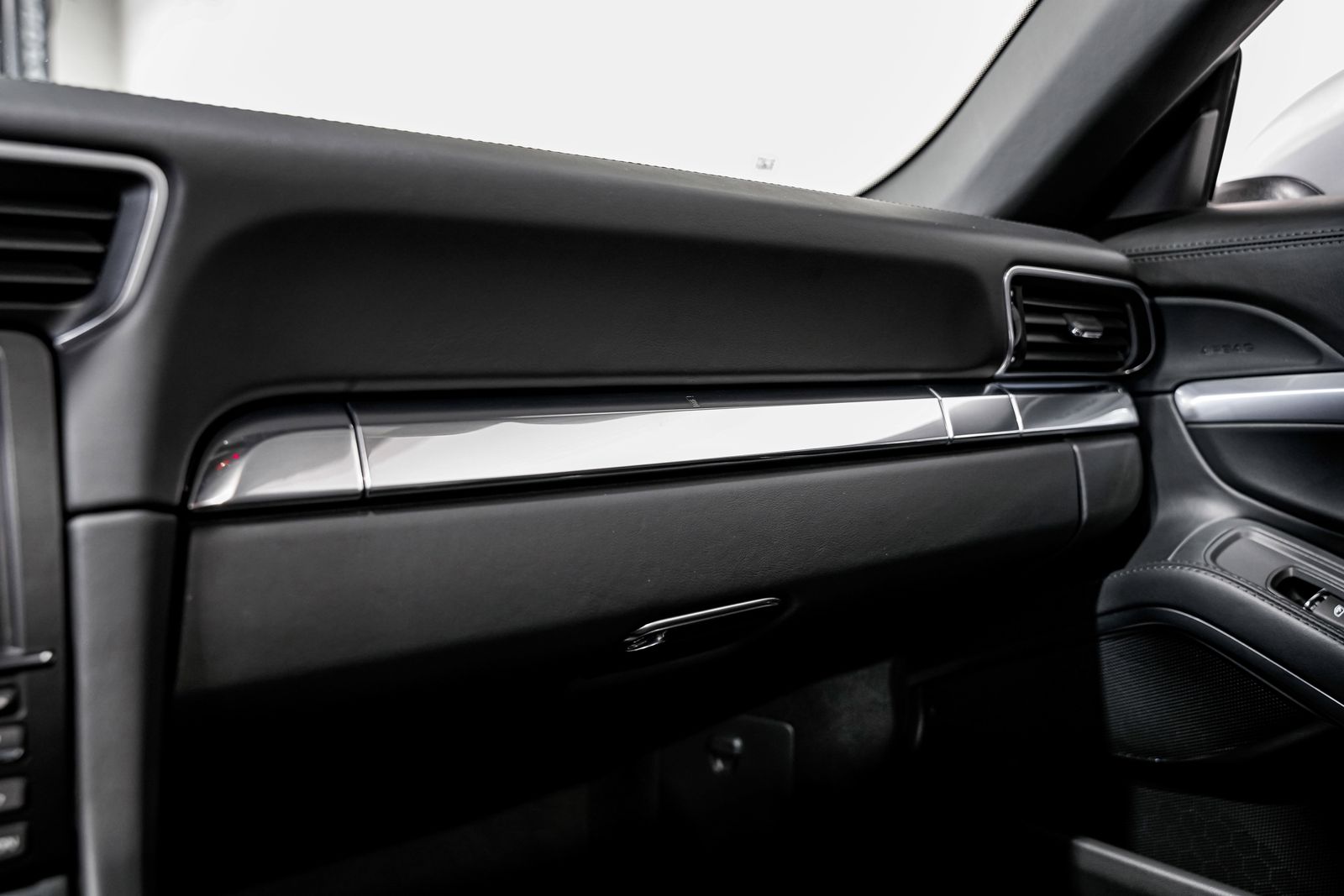2014 Porsche 911 Targa 4S — photo 17