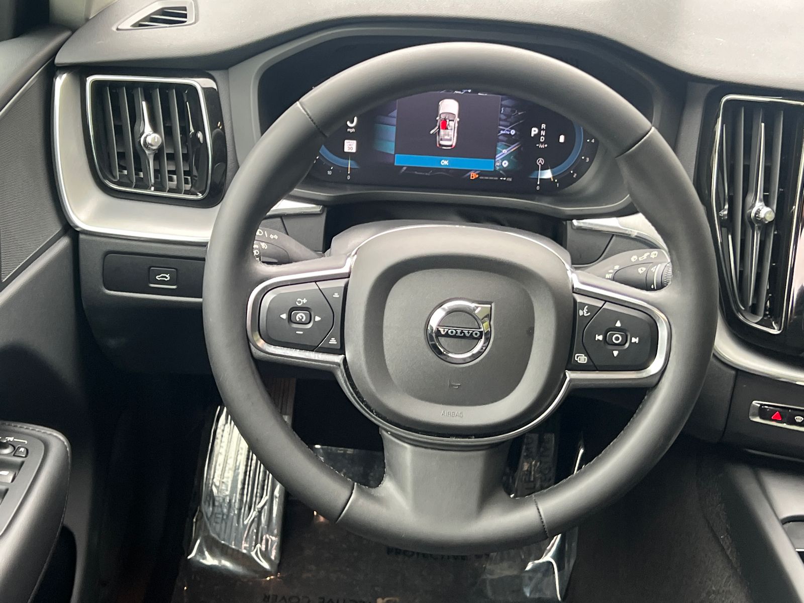 2024 Volvo XC60 Core - Photo 25