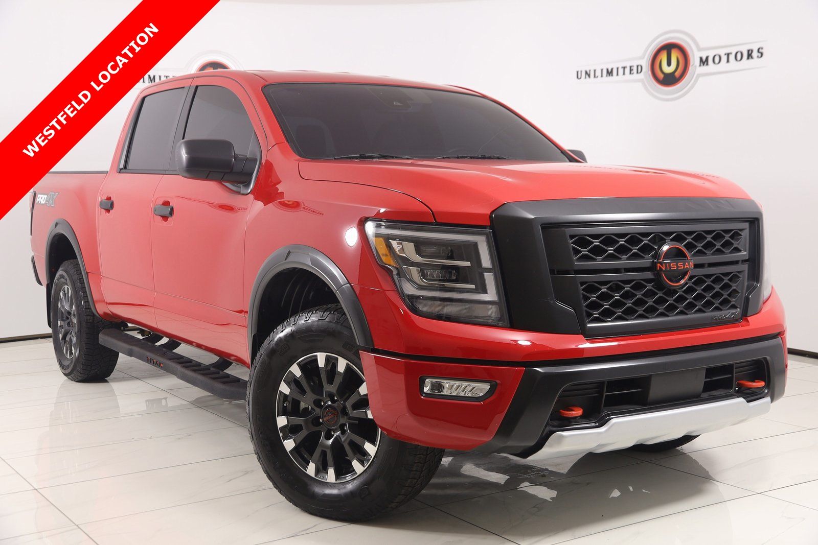 2024 Nissan Titan PRO-4X Crew Cab 4WD