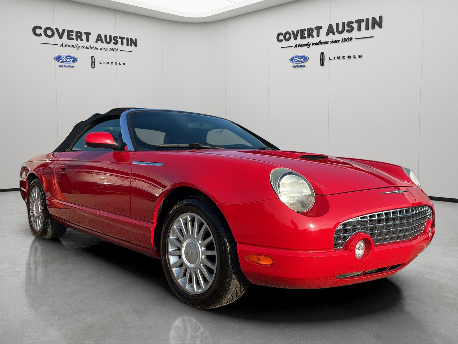 Used Car 2005 Ford Thunderbird  Base For Sale Under $15,000 In Austin, Texas