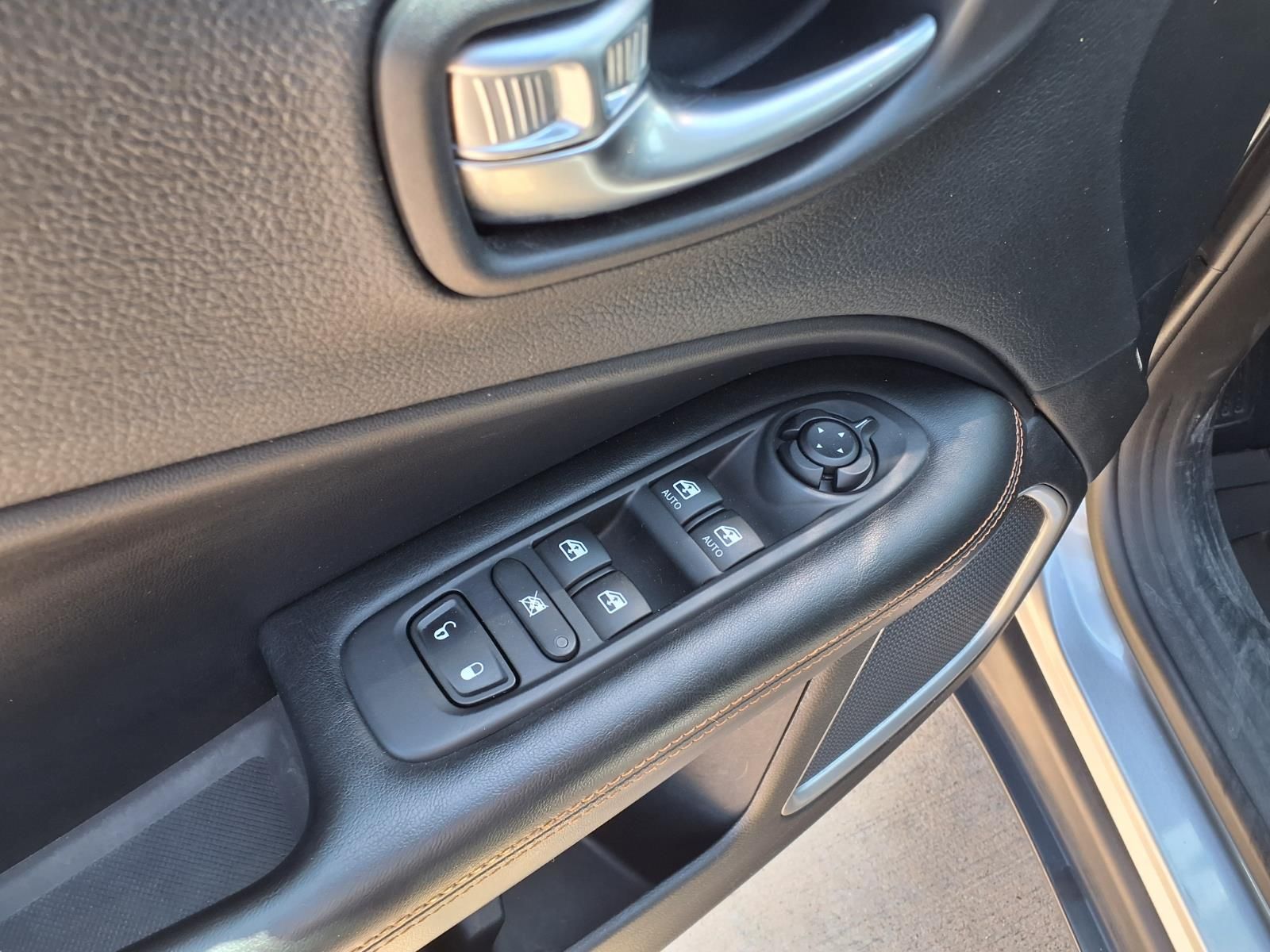 2019 Jeep Compass Limited Silver at Bravo Nissan