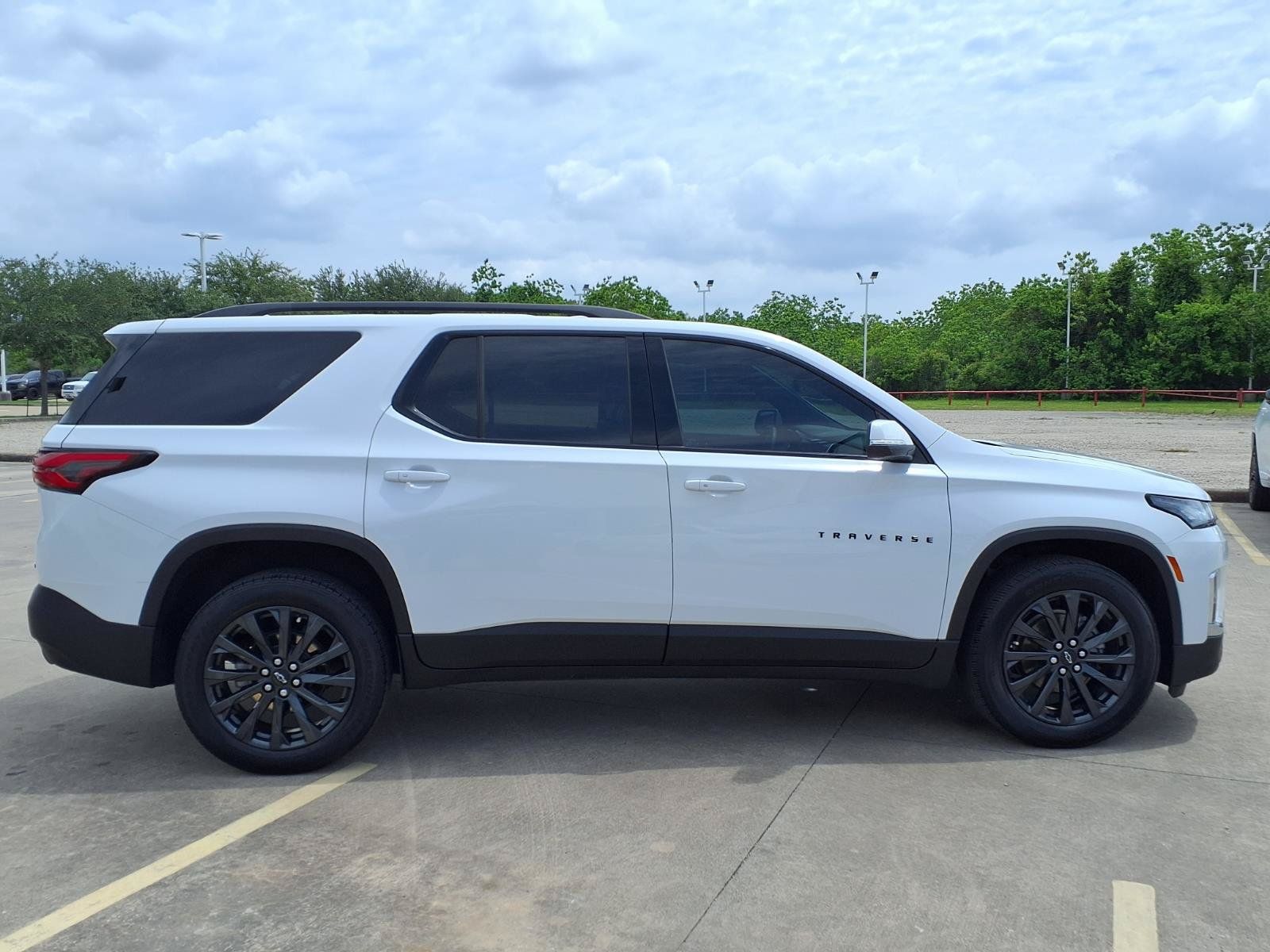 2023 Chevrolet Traverse RS - 3