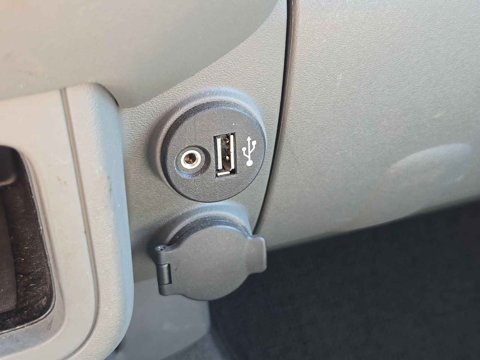 Used 2019 Gray Nissan SV image 24