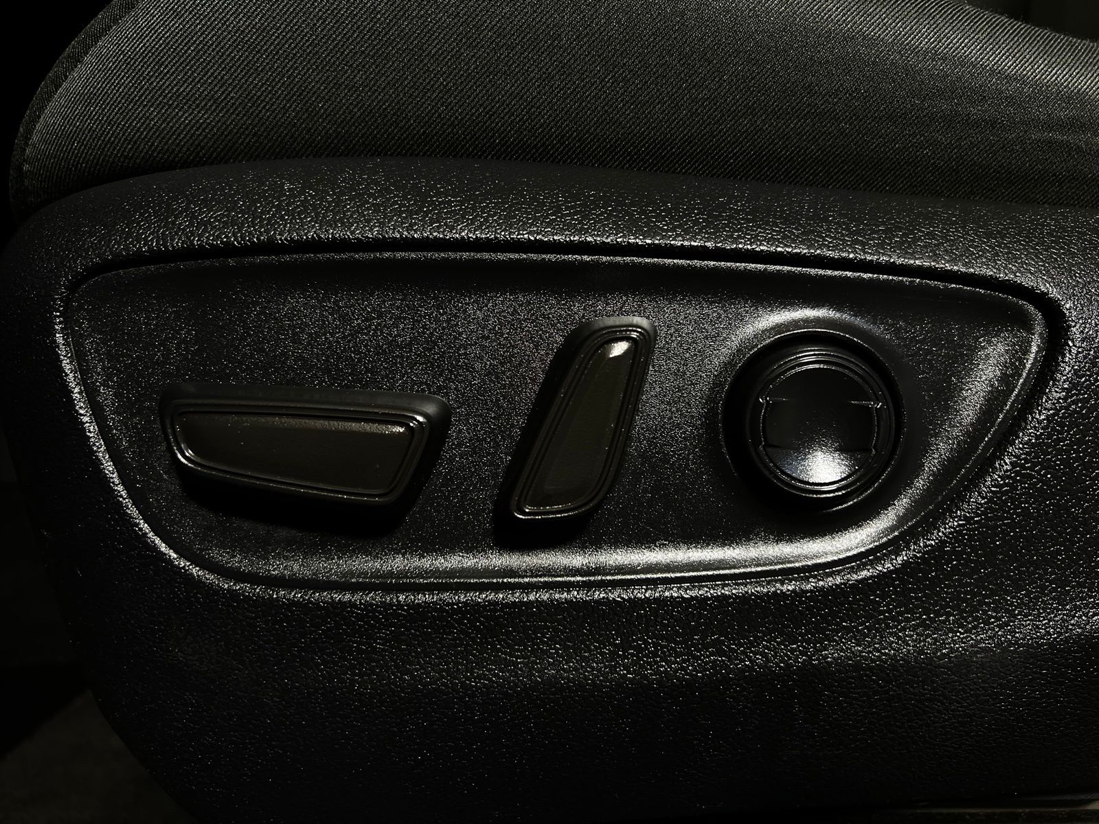 Thumbnail: 2022 Toyota RAV4 - 14