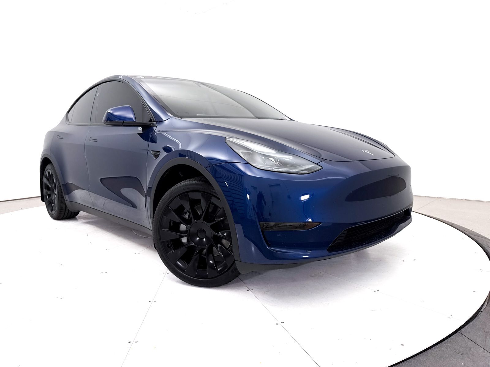 2024 Tesla Model Y Long Range Rear Wheel Drive's photo