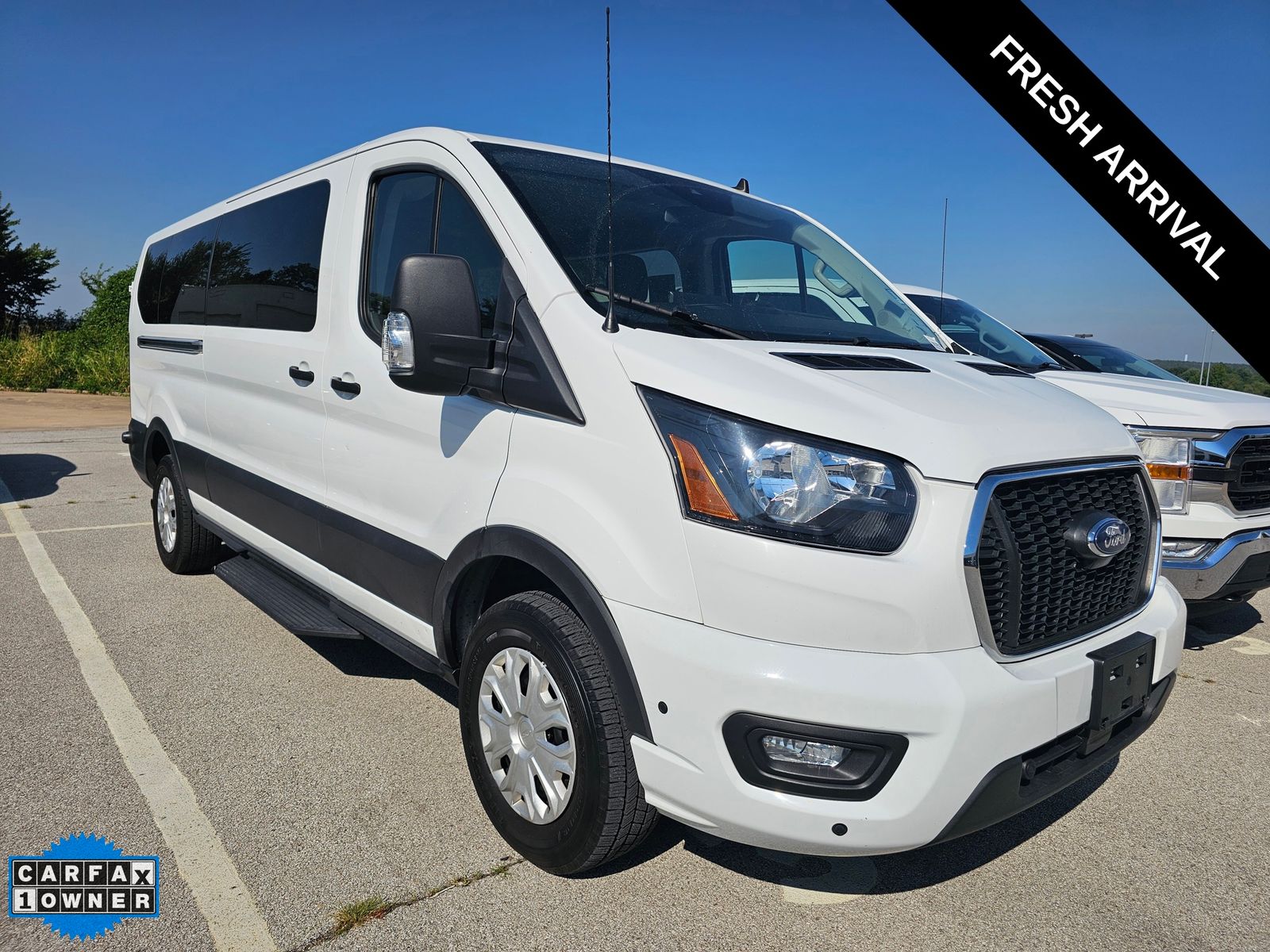 2024 Ford Transit Passenger 350 XLT Low Roof LB RWD