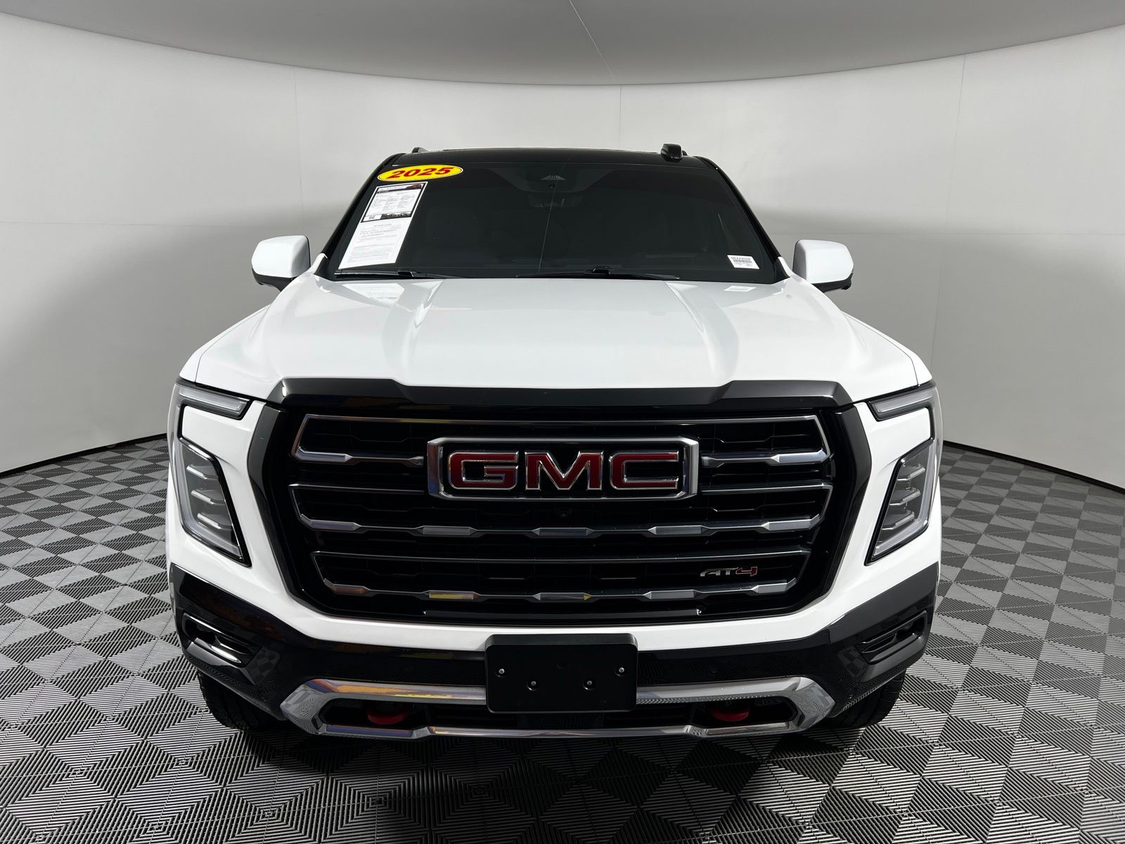 Thumbnail: 2025 GMC Yukon XL - 2