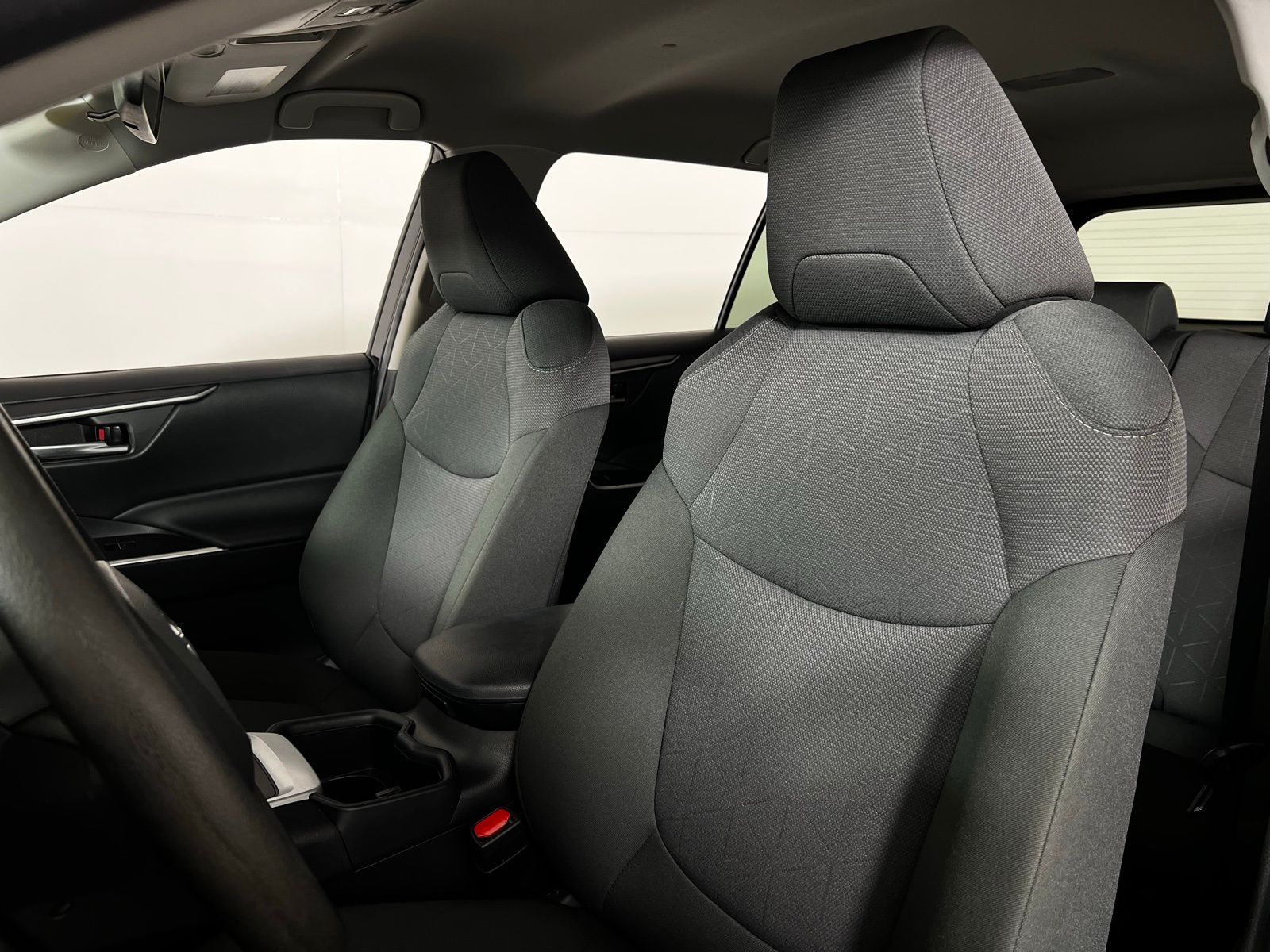 Thumbnail: 2025 Toyota RAV4 - 13