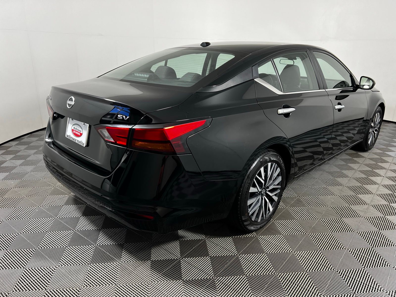 Thumbnail: 2024 Nissan Altima - 5