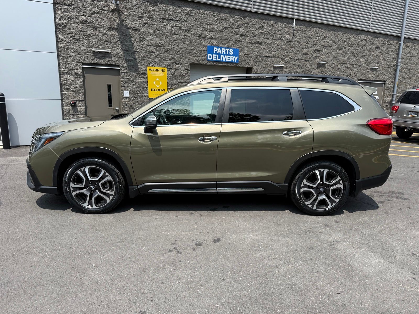 Used 2023 Brown Subaru Touring image 5
