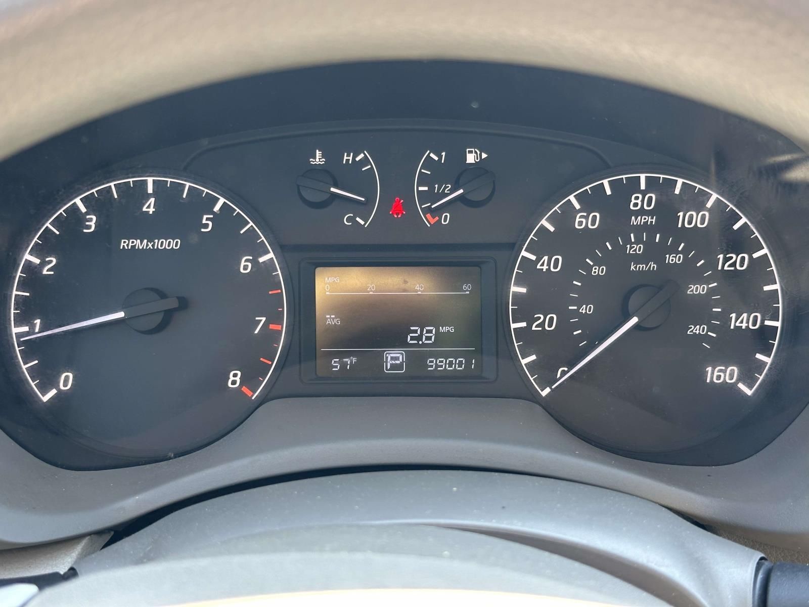 Used 2014 White Nissan S image 6