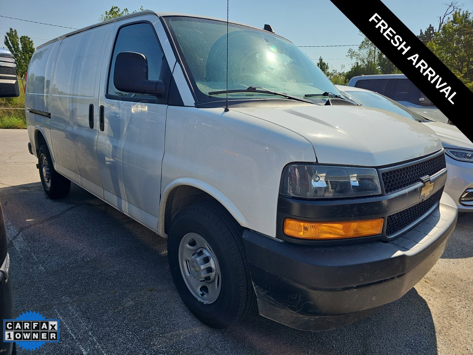  2025 Chevrolet Express Cargo 2500 RWD   