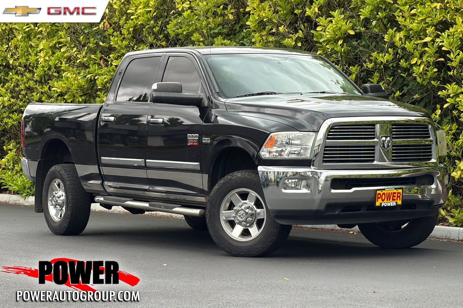 Brilliant Black Crystal Pearl 2010 Dodge RAM 2500 SLT Crew Cab 4WD Pickup Truck Four-Wheel Drive 5-Speed Automatic