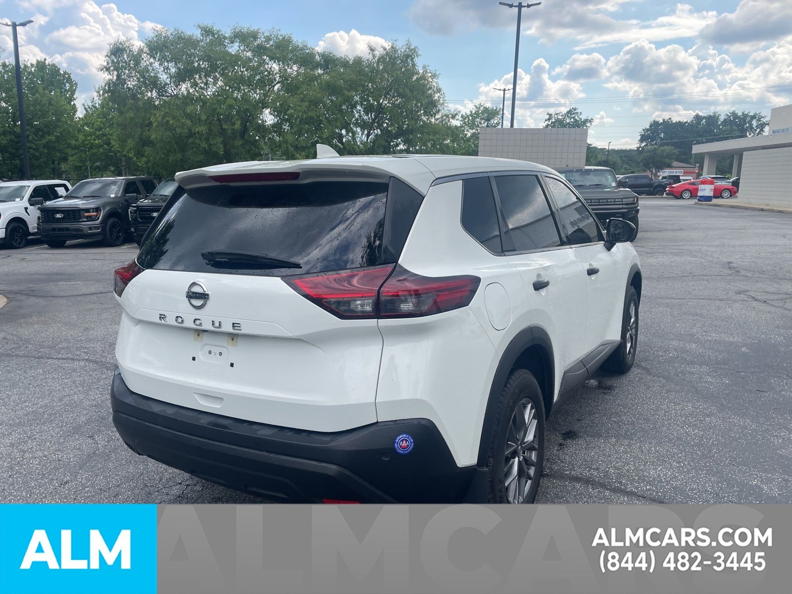 2021 Nissan Rogue S photo 3