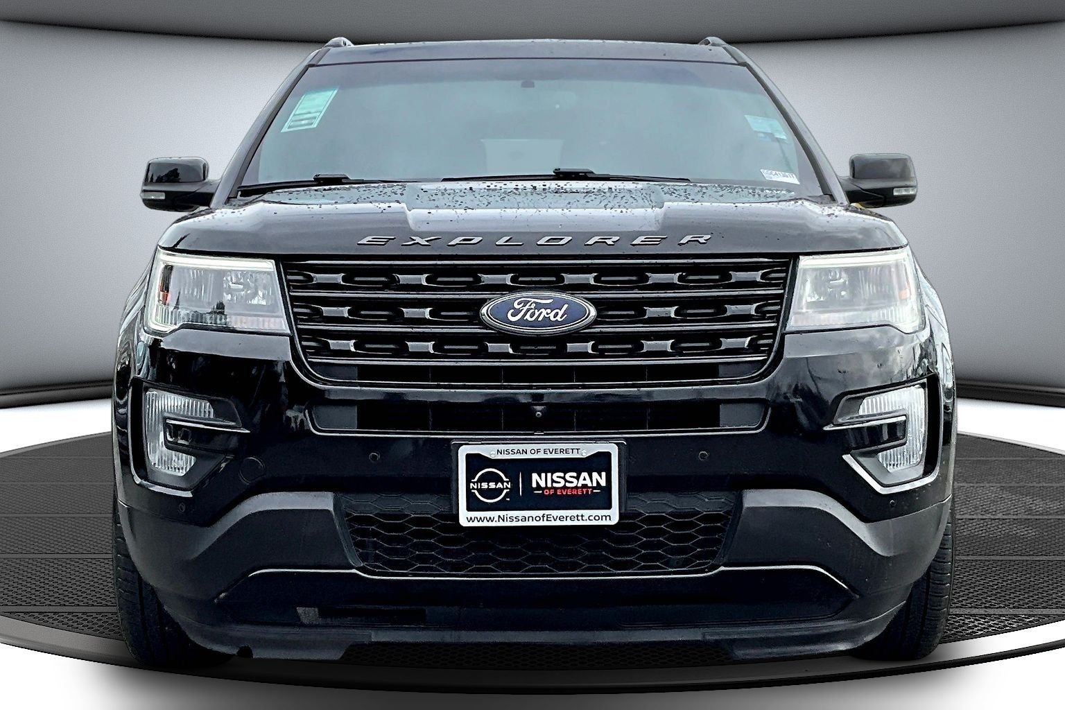 View vehicle photo 2