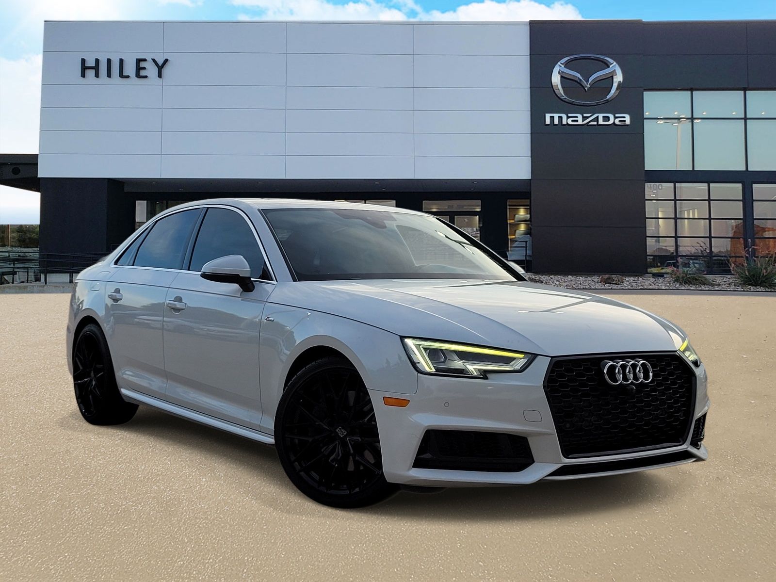 2017 Audi A4 2.0T FWD S tronic Prestige's photo