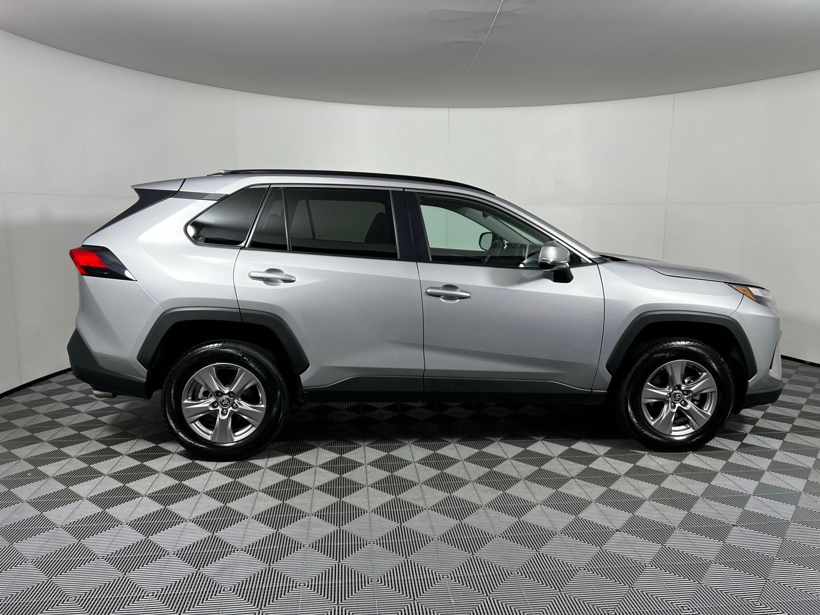 Thumbnail: 2024 Toyota RAV4 - 4