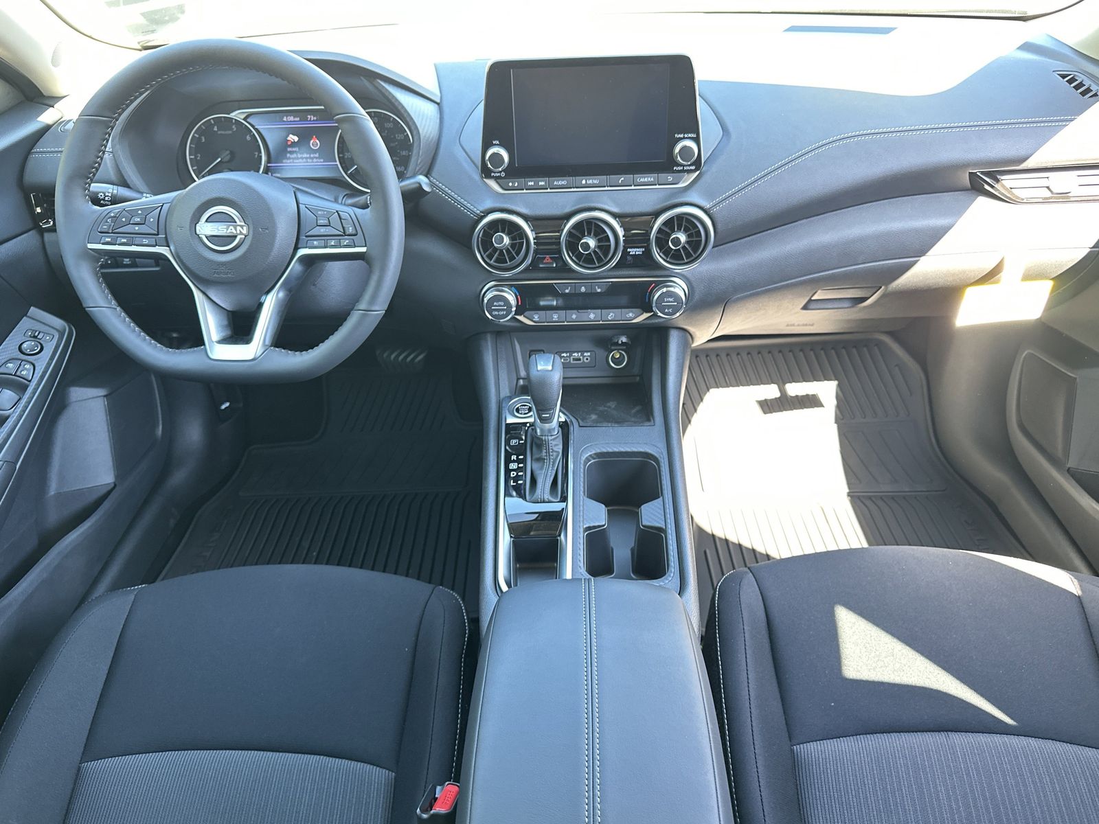 2025 Nissan Sentra SV photo 2