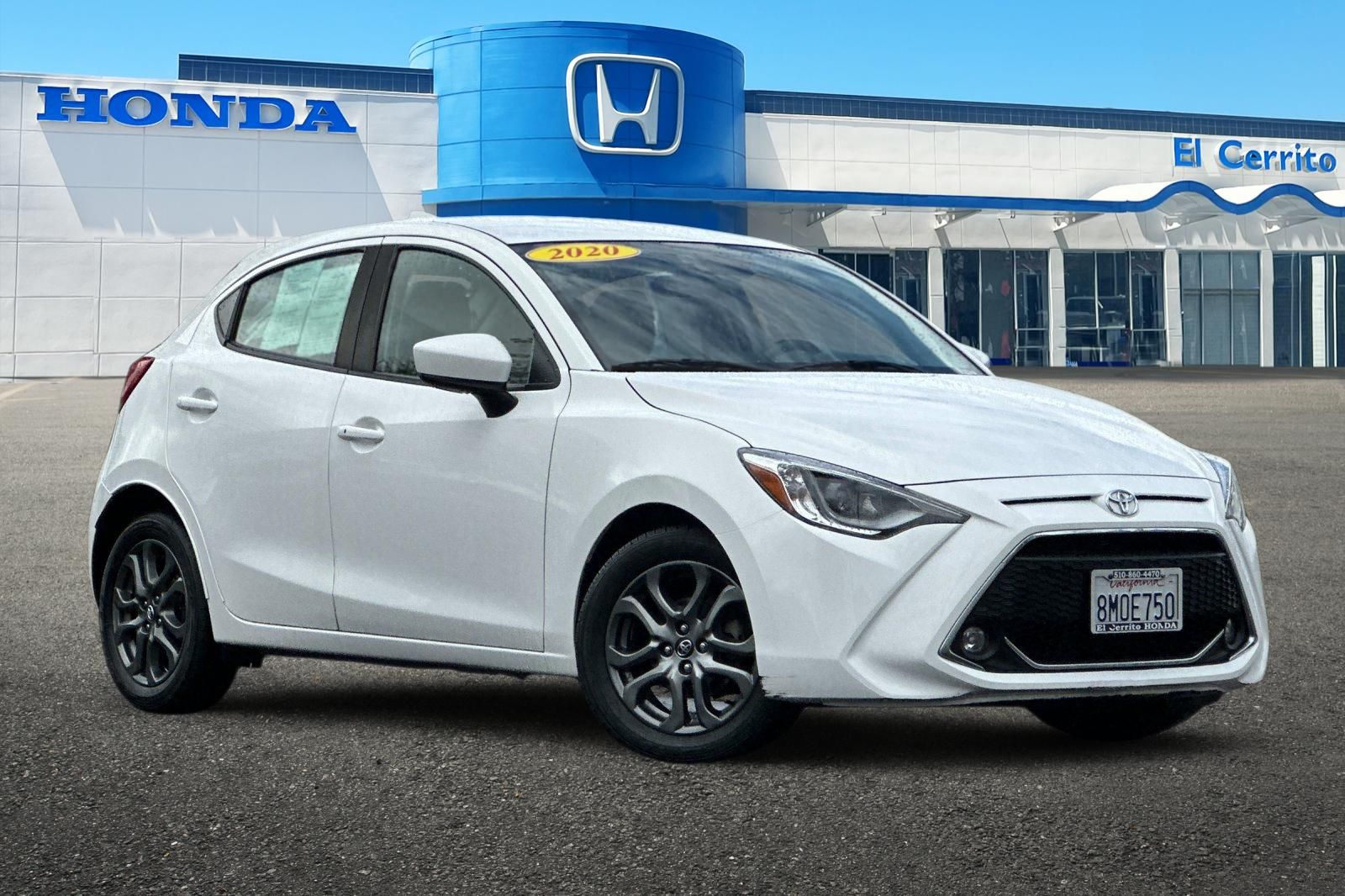 Icicle 2020 Toyota Yaris FWD Sedan 6-Speed Automatic