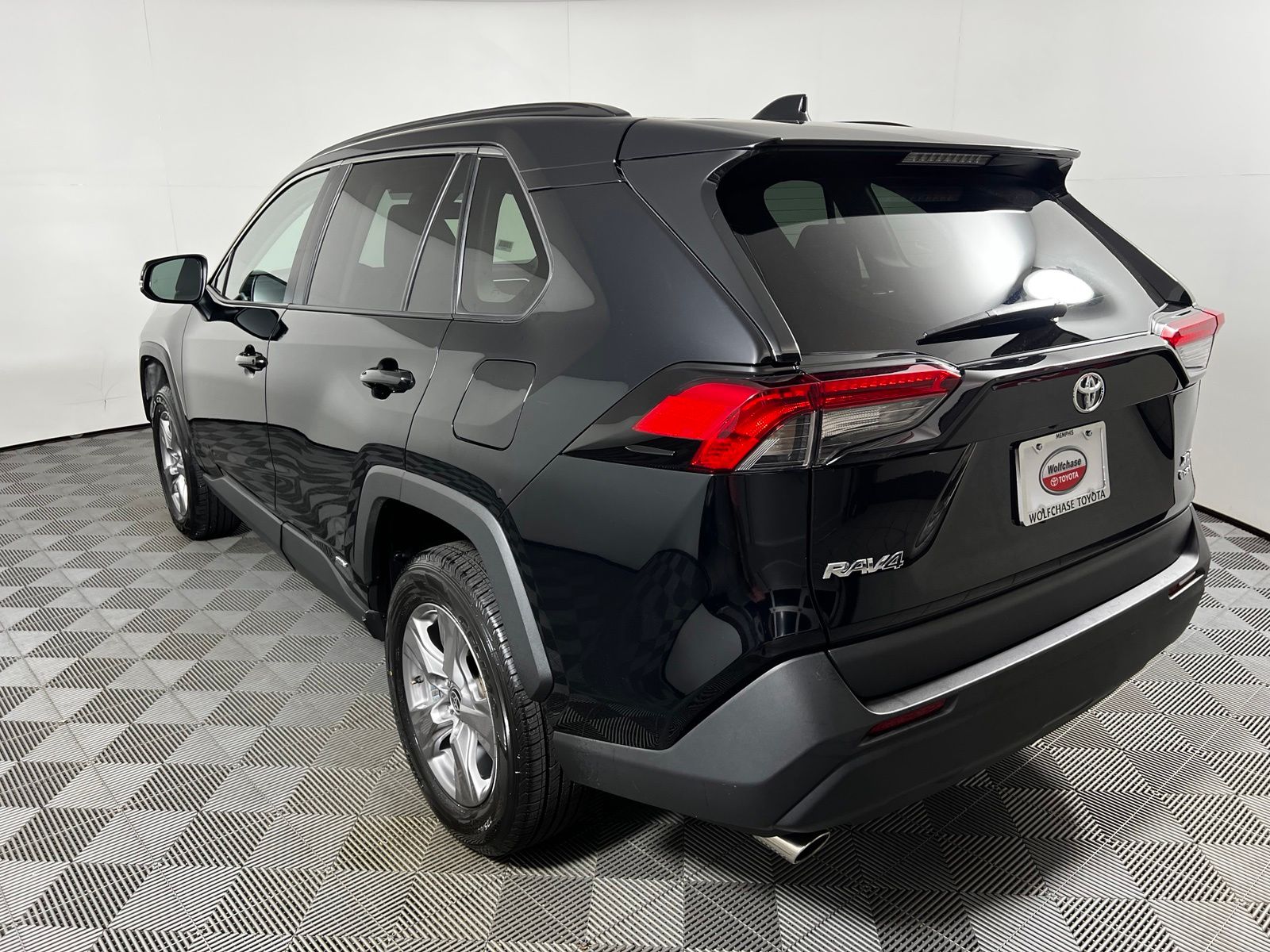 Thumbnail: 2025 Toyota RAV4 - 7