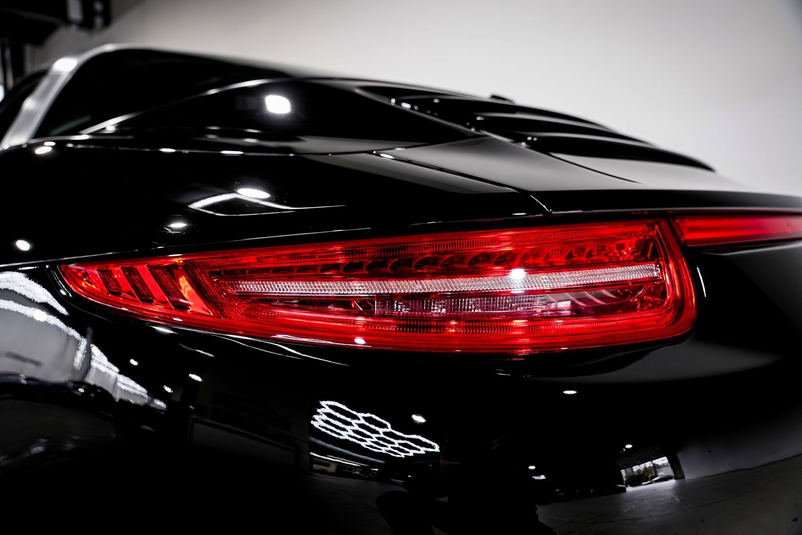 2015 Porsche 911 Targa 4S — photo 33