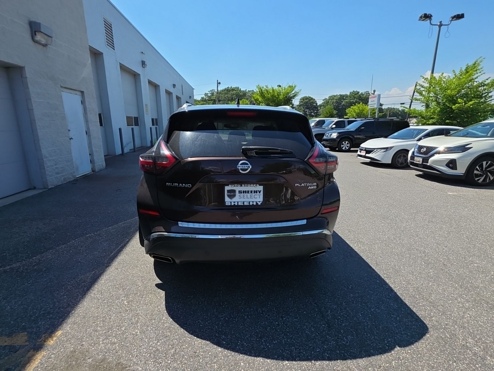 Used 2022 Brown Nissan Platinum image 6