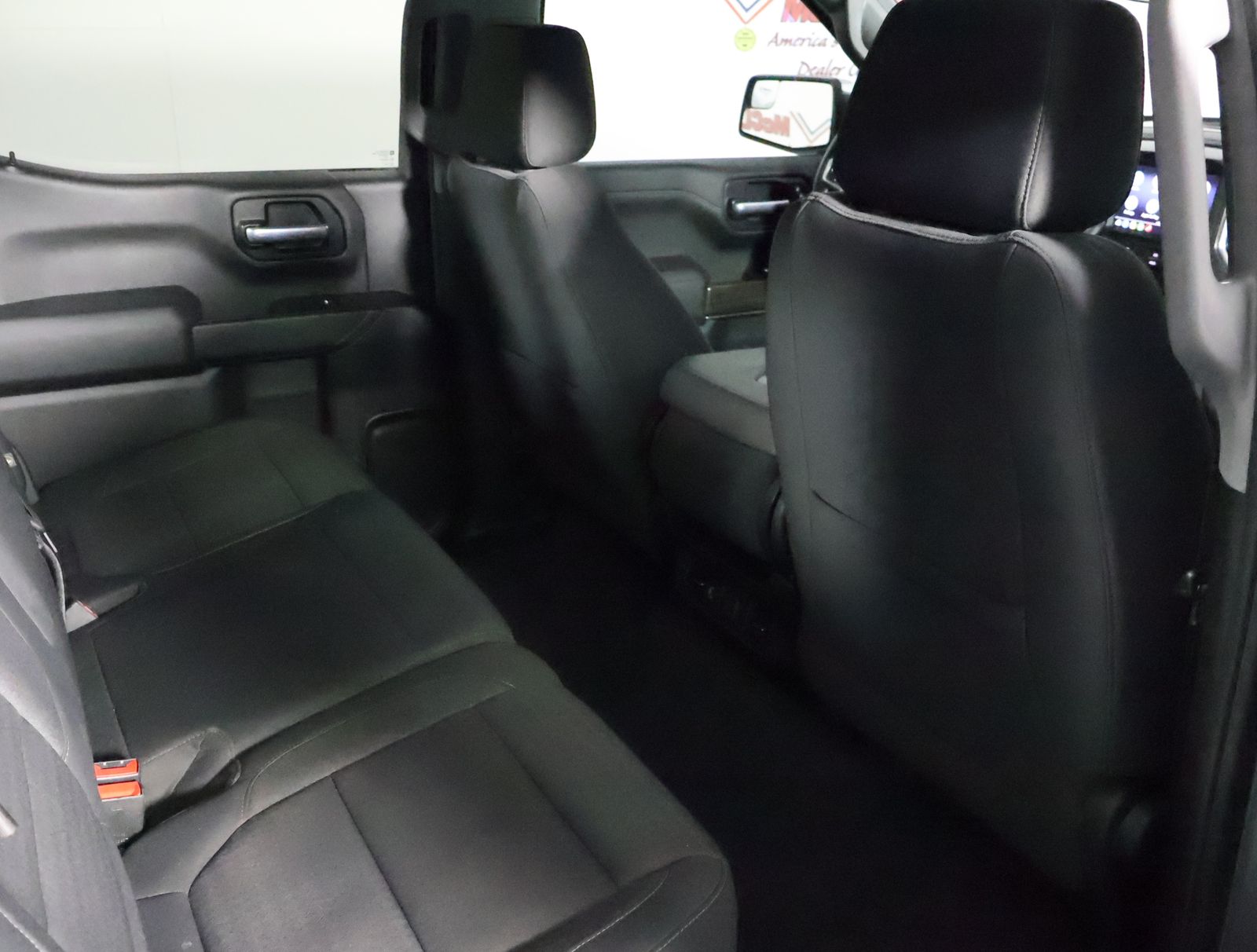 2020 Chevrolet Silverado 1500 LT photo