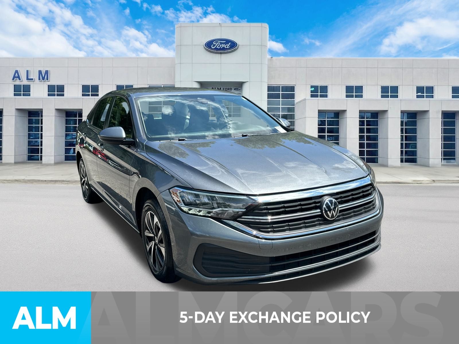 Used 2024 Gray Volkswagen 1.5T S image 3