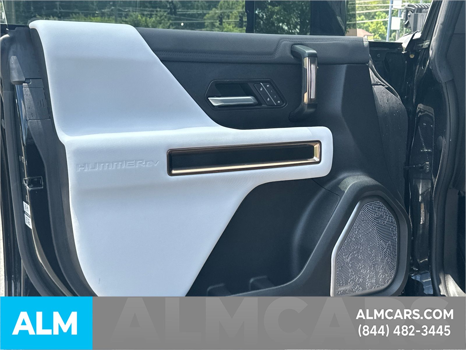 Used 2025 Black GMC 2X image 11