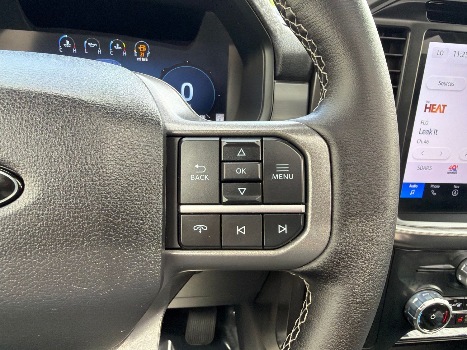 Certified Used 2025 Silver Ford Lariat image 28