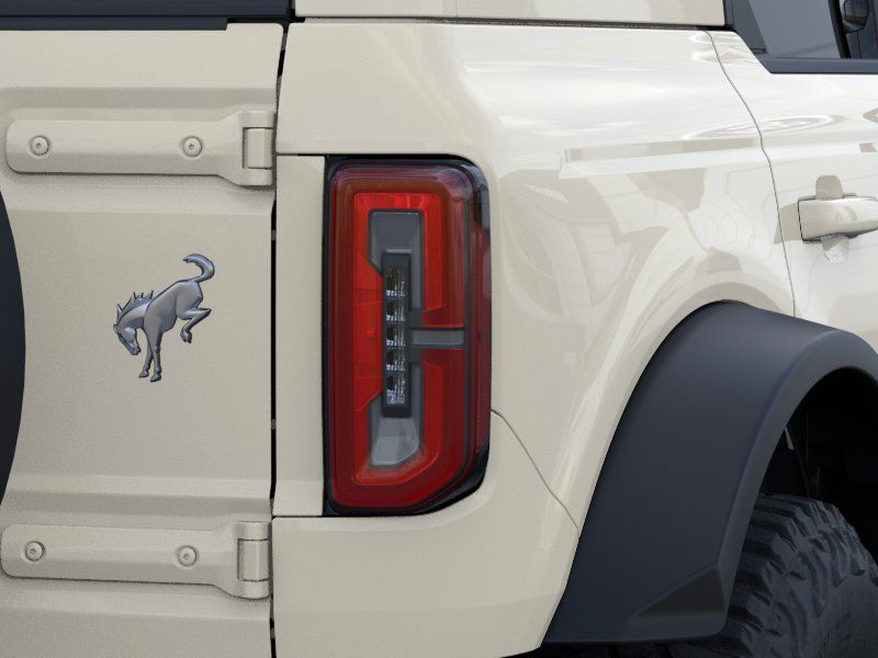 New 2026 Wimbledon White Ford Outer Banks image 23
