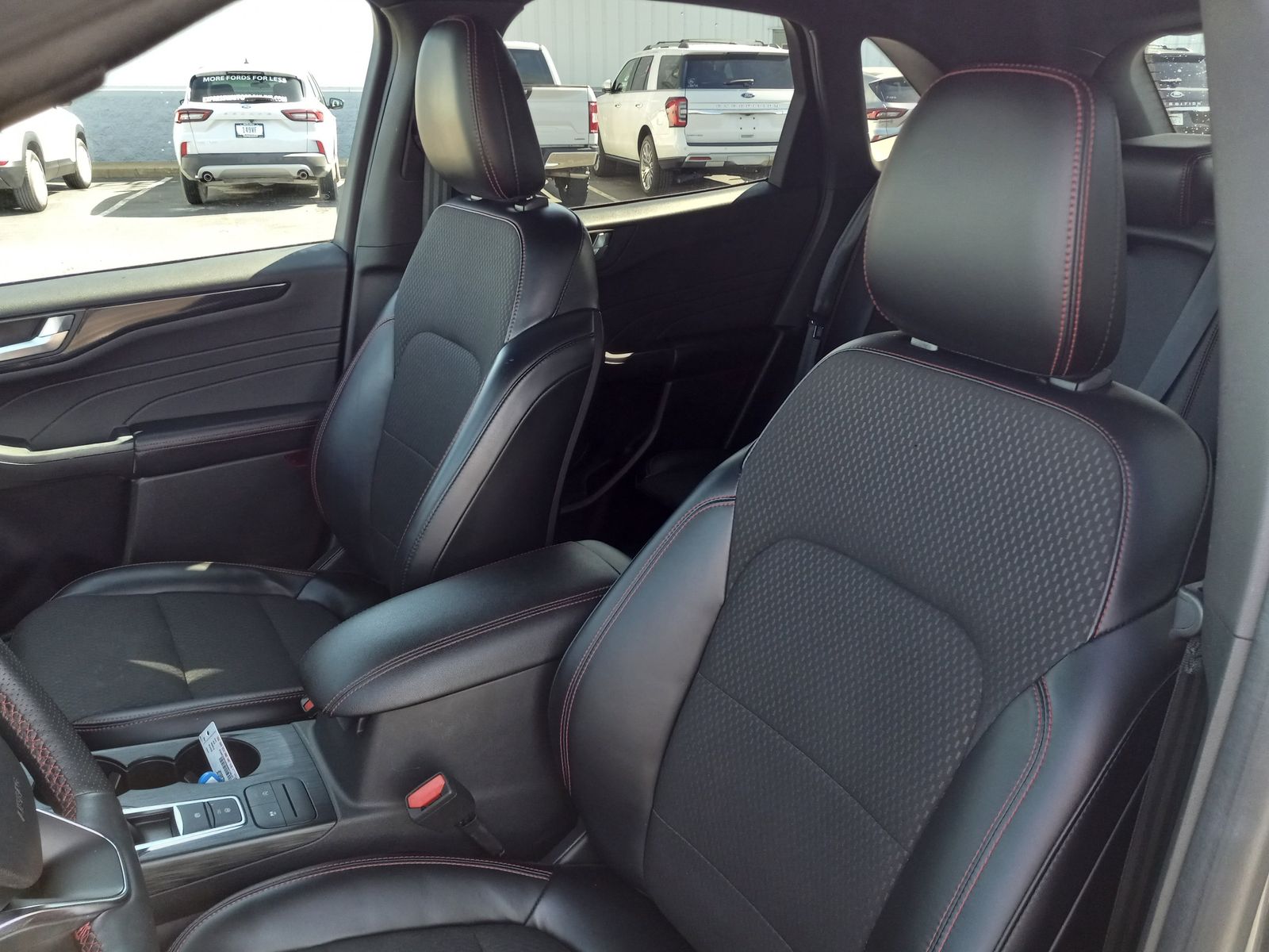 2024 Ford Escape image 14
