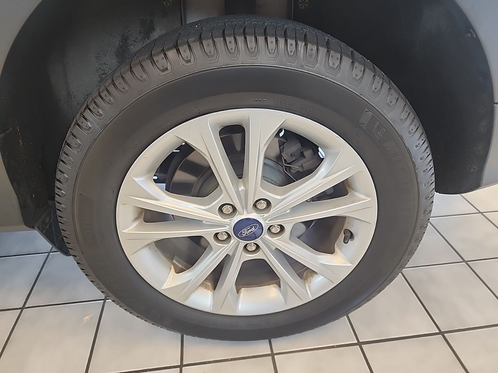 Certified Used 2018 Ingot Silver Metallic Ford SEL image 27