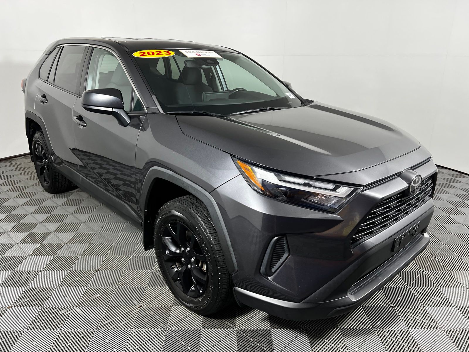 Thumbnail: 2023 Toyota RAV4 - 3