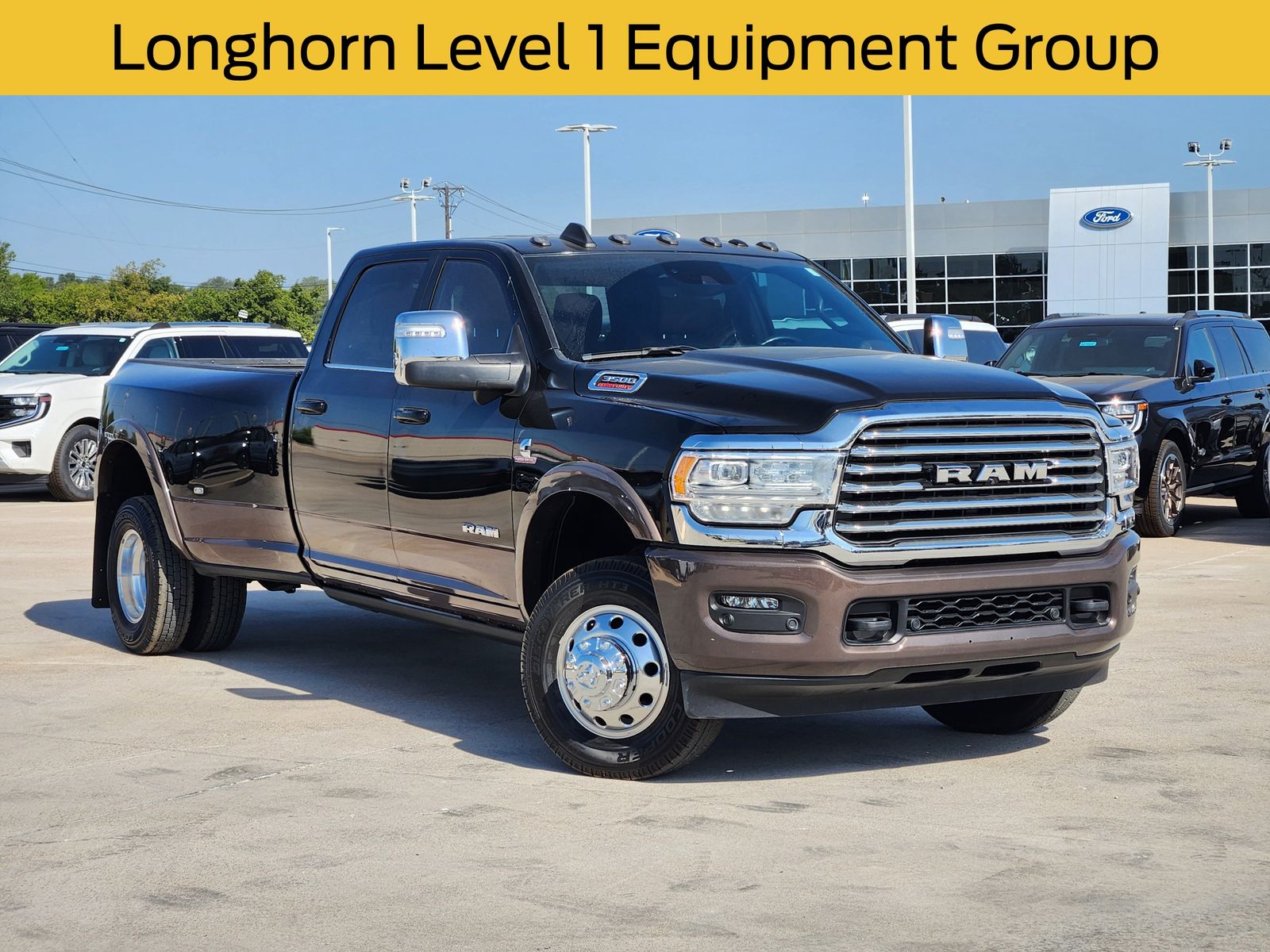 Diamond Black Crystal Pearlcoat 2024 RAM 3500 Pickup Truck Four-Wheel Drive 6-Speed Automatic
