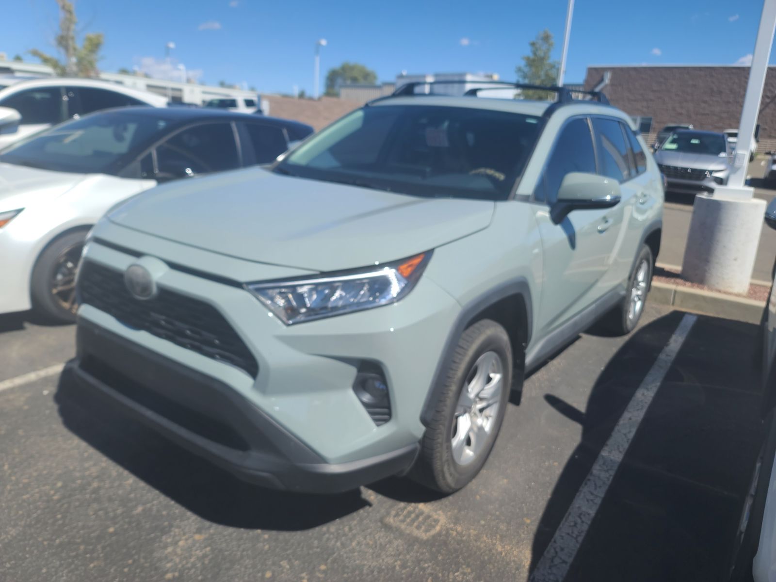 2019 Toyota RAV4 XLE 2