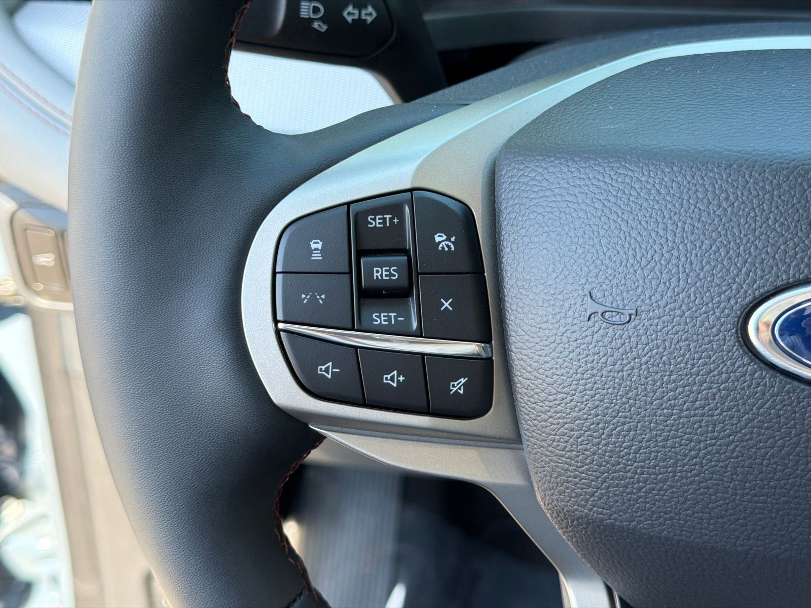 New 2026 Vapor Blue Metallic Ford Active image 28