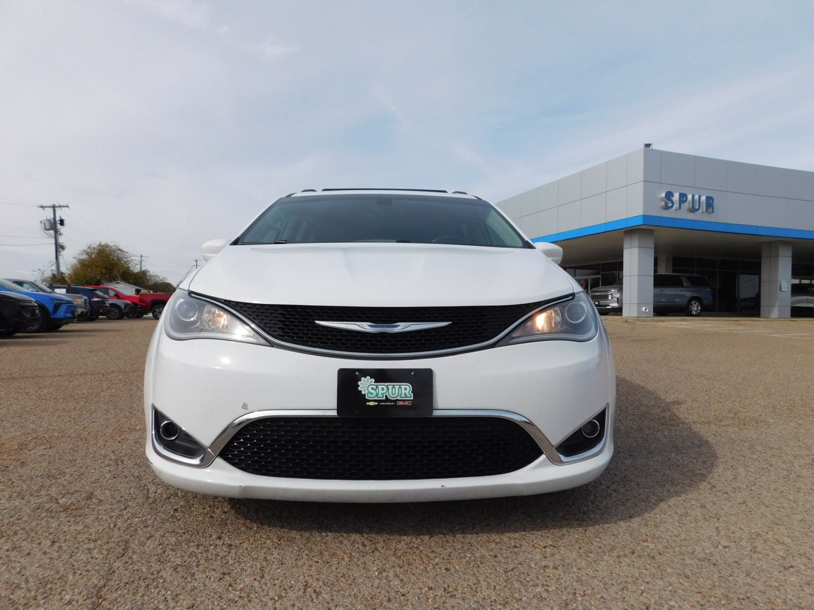 2017 Chrysler Pacifica Touring L 18