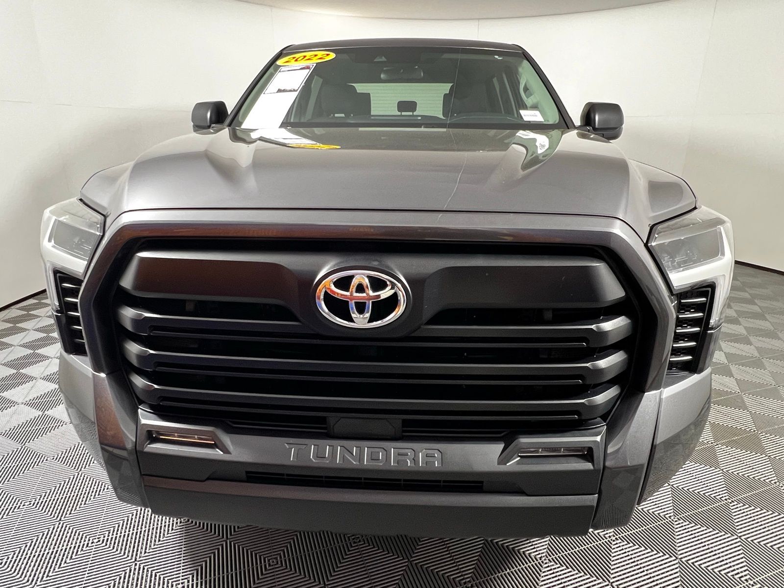 Thumbnail: 2022 Toyota Tundra - 2