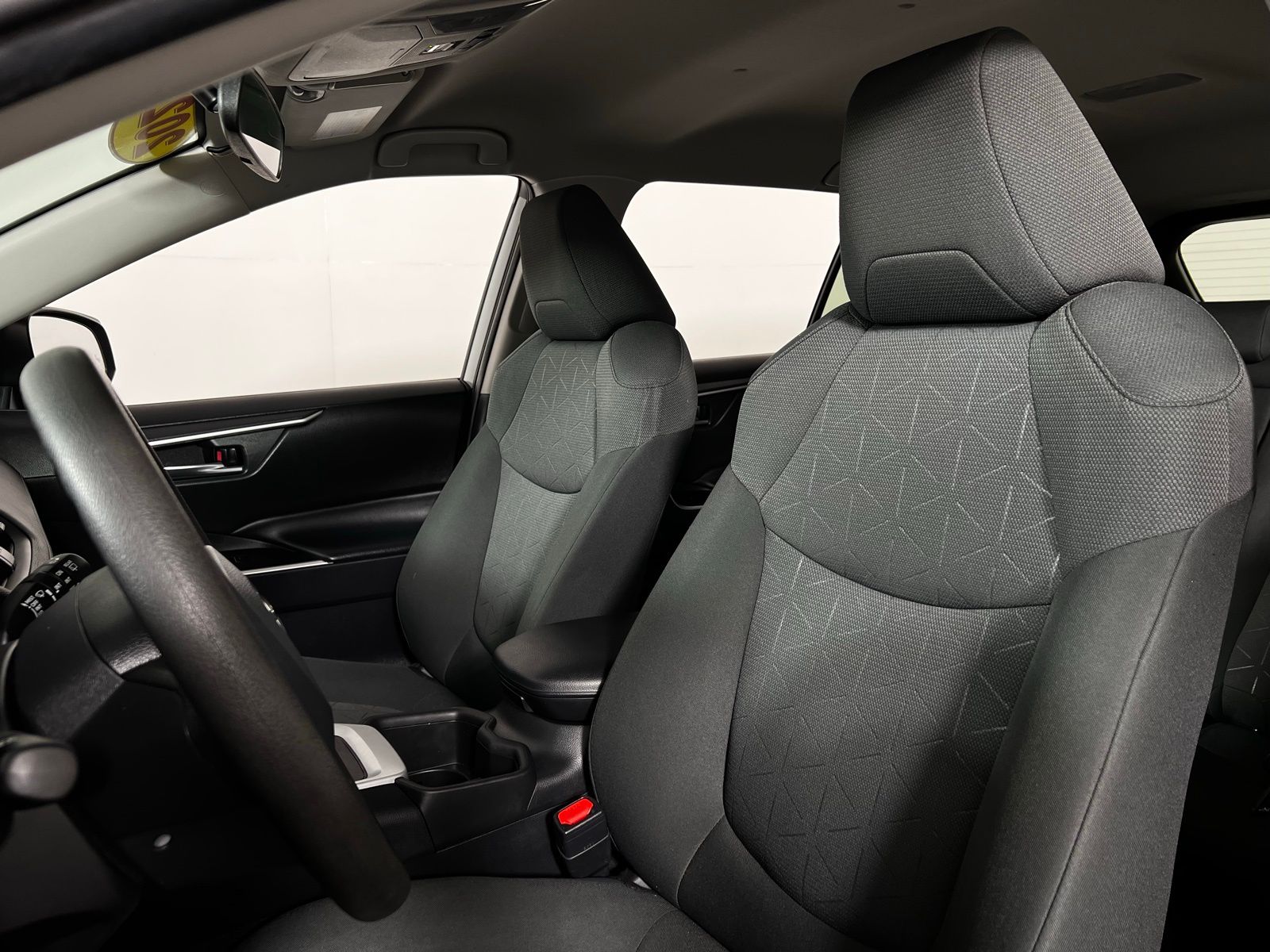 Thumbnail: 2022 Toyota RAV4 - 13