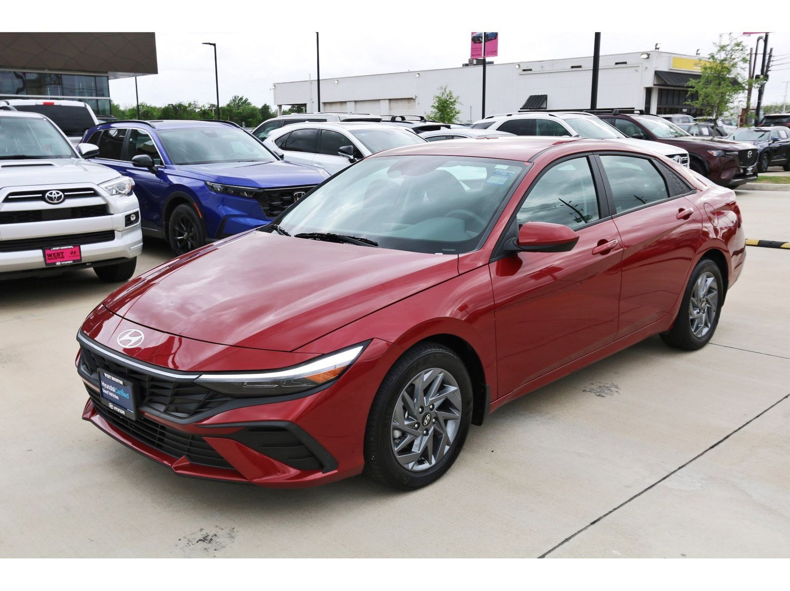 View vehicle photo 3