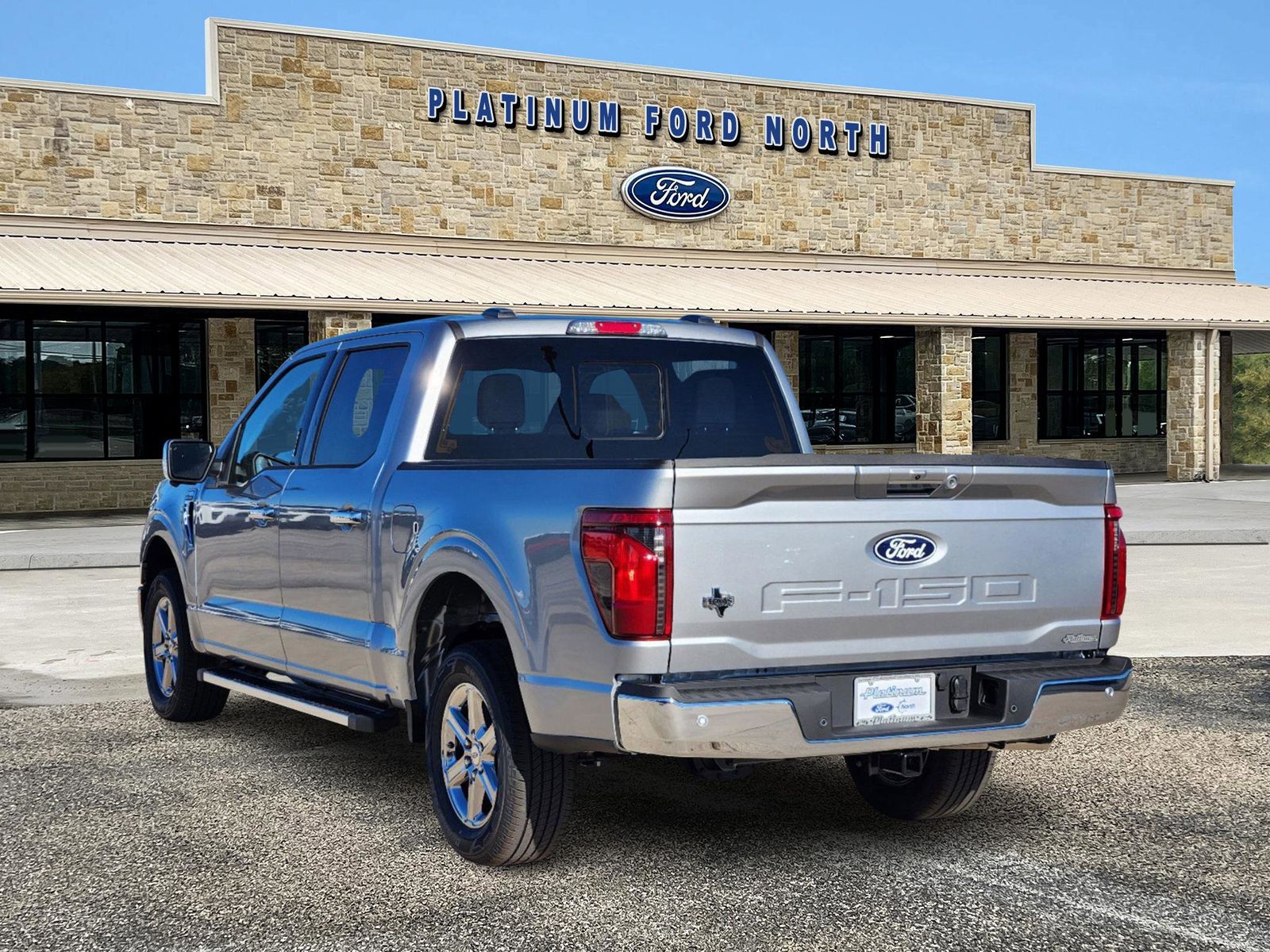 2024 Ford F-150 XLT 4