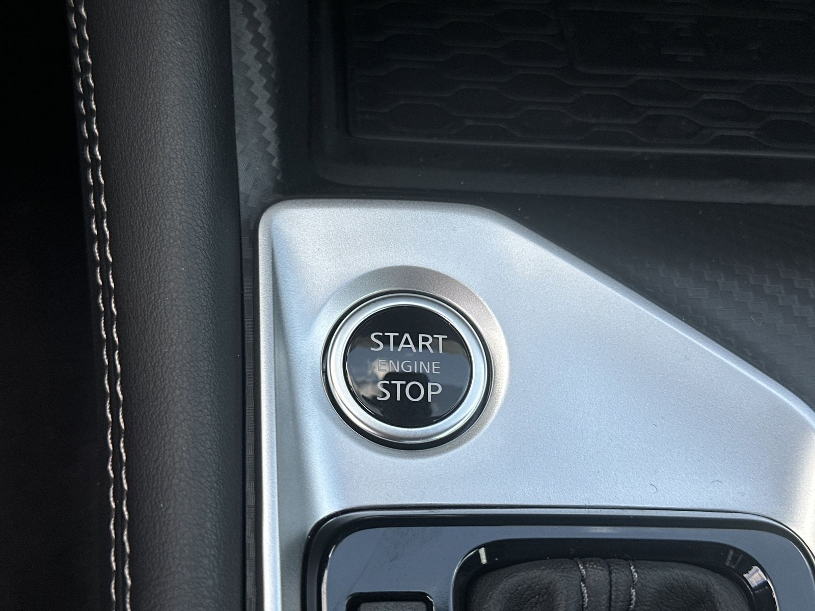 2025 Nissan Altima 2.5 SV photo 7