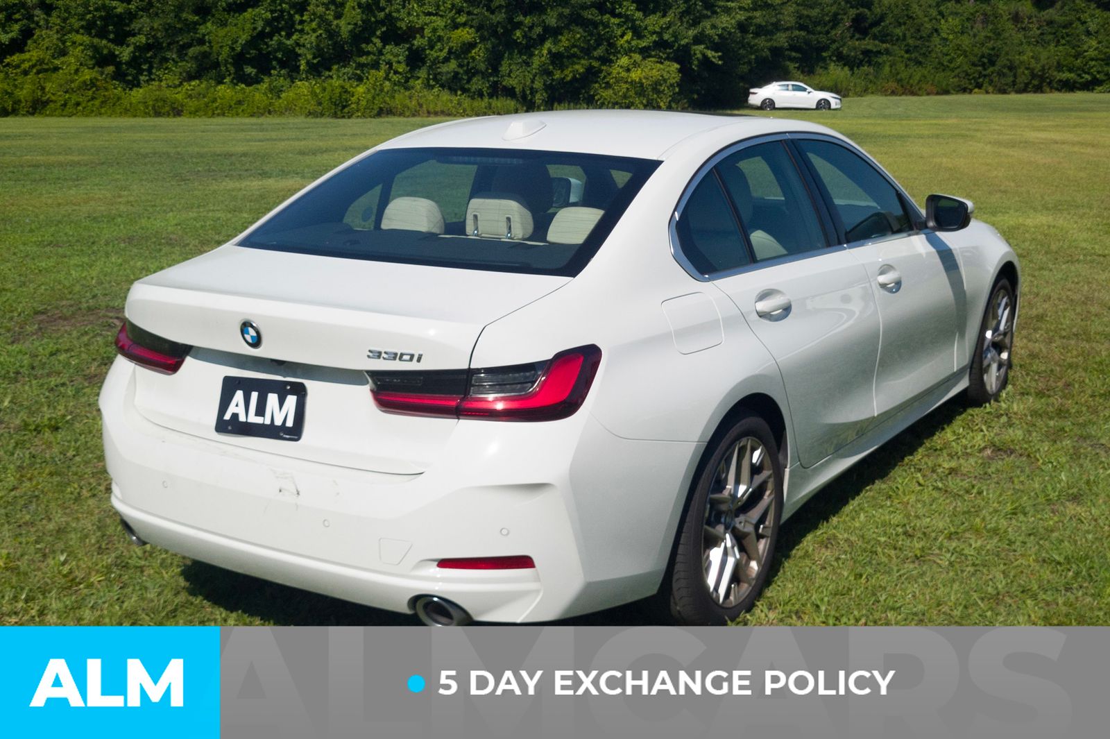 Used 2026 Alpine White BMW 330i image 4