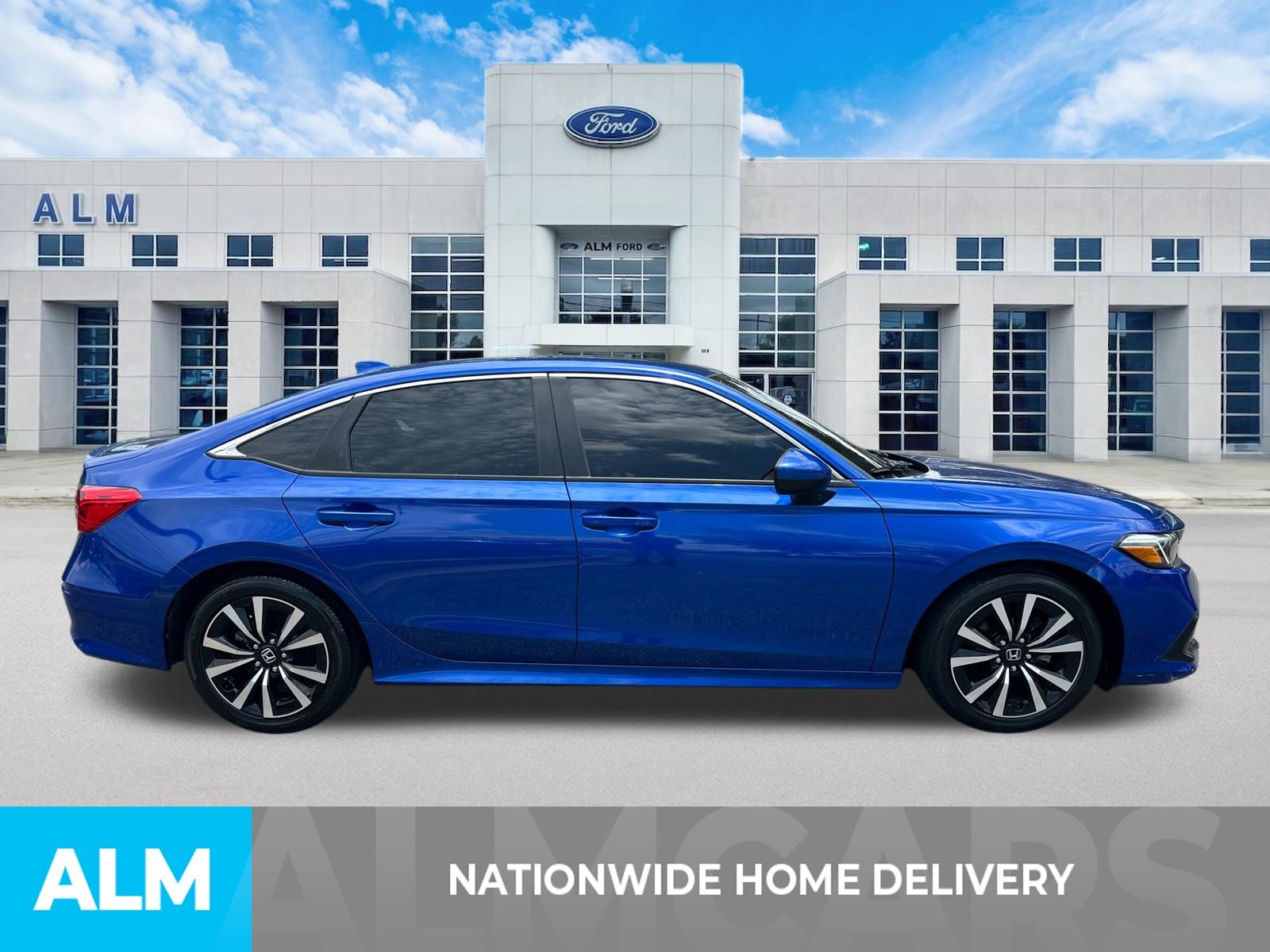 Used 2022 Blue Honda EX image 4